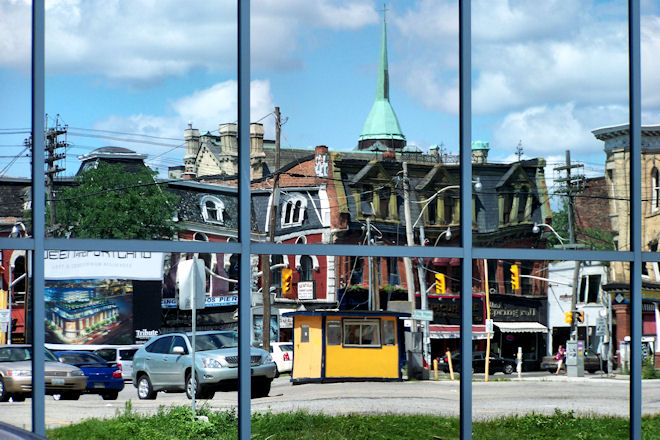 080804mirrorbs.jpg