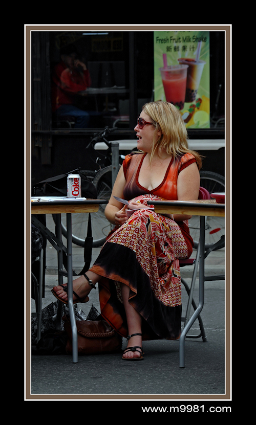 091226ladiescs.jpg